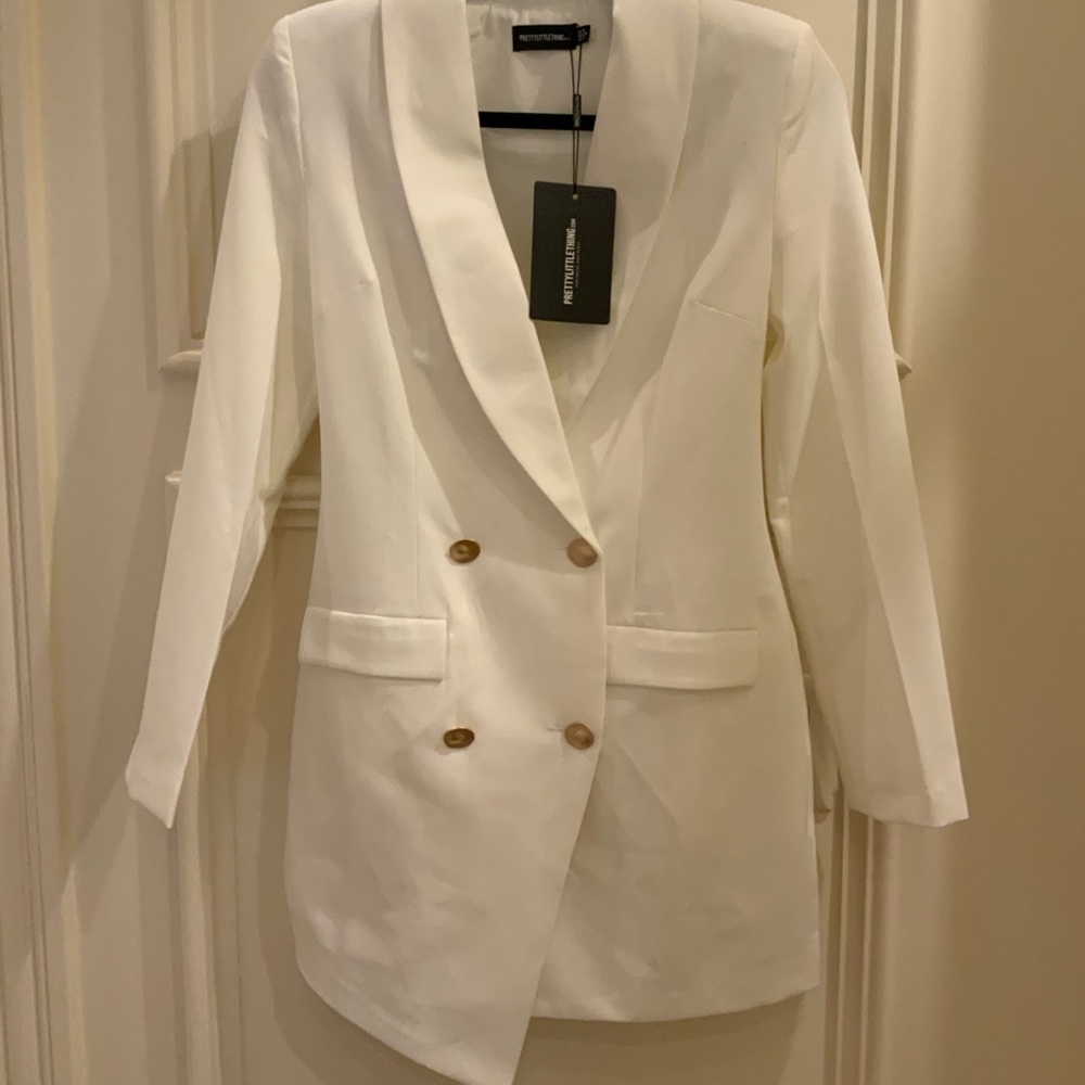 PrettyLittleThings .com Ivory Blazer Dress NWT